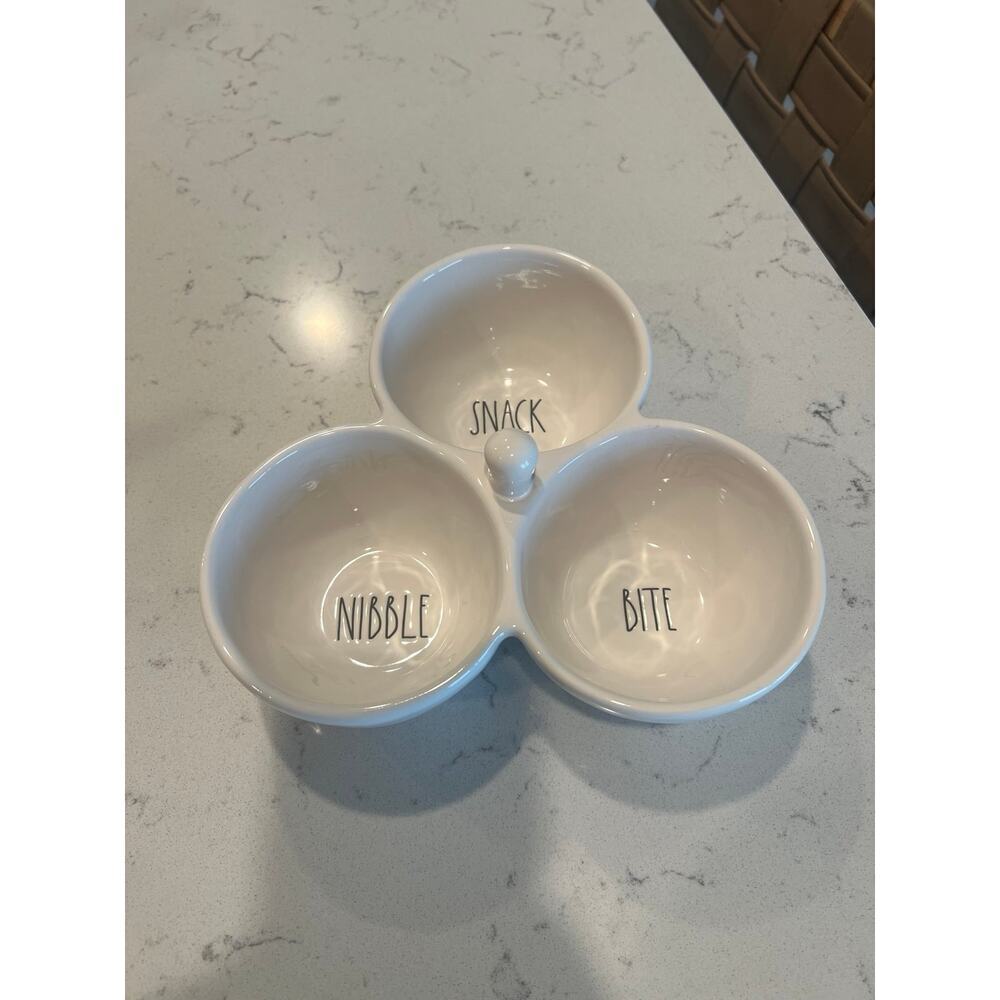 NWT Rae Dunn Serving Dish